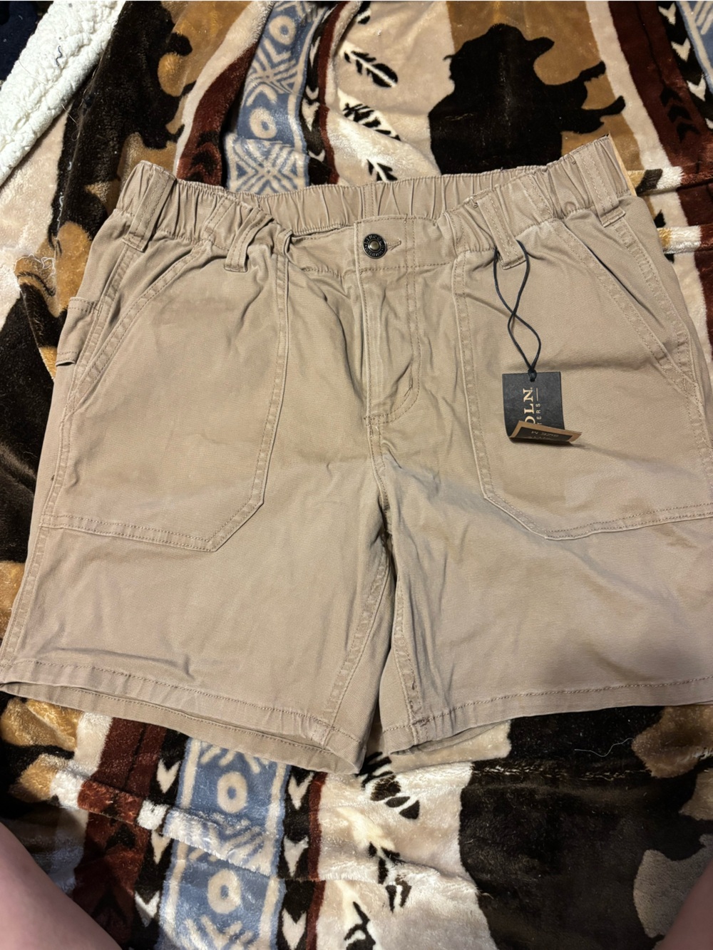 Elastic-Waist Cargo Shorts in Tan — Women’s Utility Style